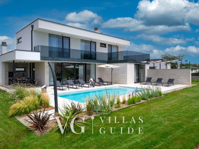 Villa Celi Garden and property exterior