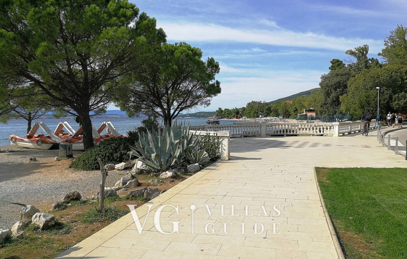 Villa Ana - Crikvenica Microlocation