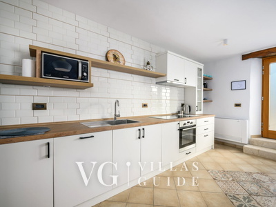 Villa Cangarela Kitchen