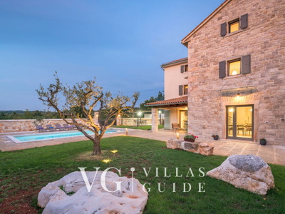 Villa Cangarela Garden and property exterior