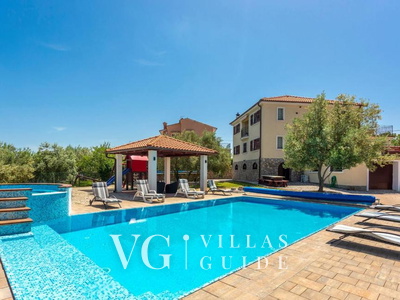 Villa Grande heated pool&whirpool&sauna&pet friendly