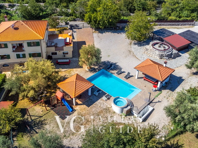 Villa Grande heated pool&whirpool&sauna&pet friendly Microposizione