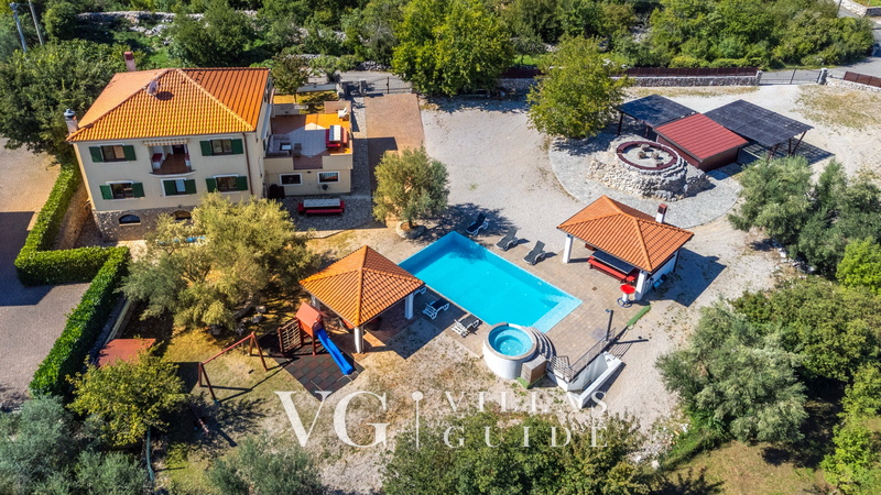 Villa Grande heated pool&whirpool&sauna&pet friendly micro_location