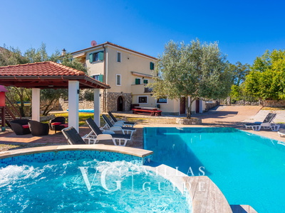 Villa Grande heated pool&whirpool&sauna&pet friendly Giardino e esterni della proprietà