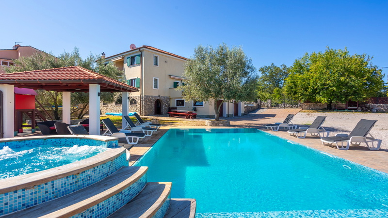 Villa Grande heated pool&whirpool&sauna&pet friendly