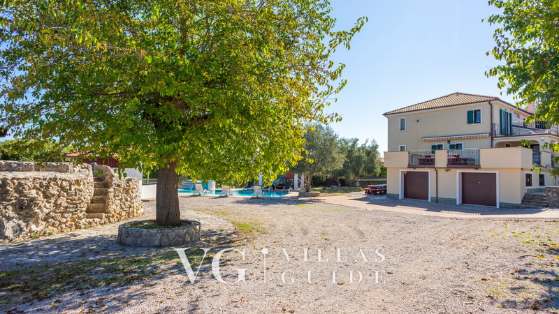 Villa Grande heated pool&whirpool&sauna&pet friendly Garten und Außenbereich