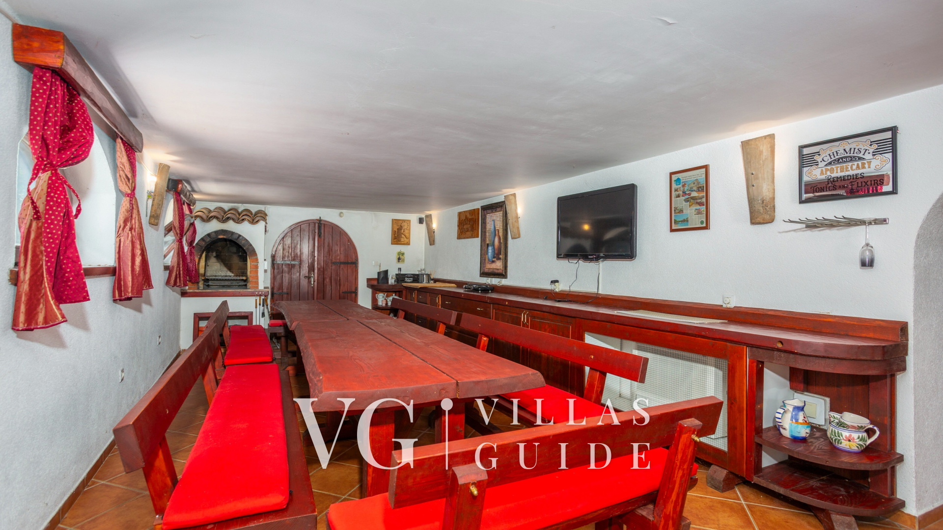 Villa Grande heated pool&whirpool&sauna&pet friendly Kuhinja