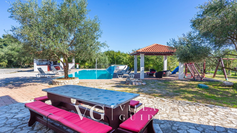 Villa Grande heated pool&whirpool&sauna&pet friendly Garten und Außenbereich