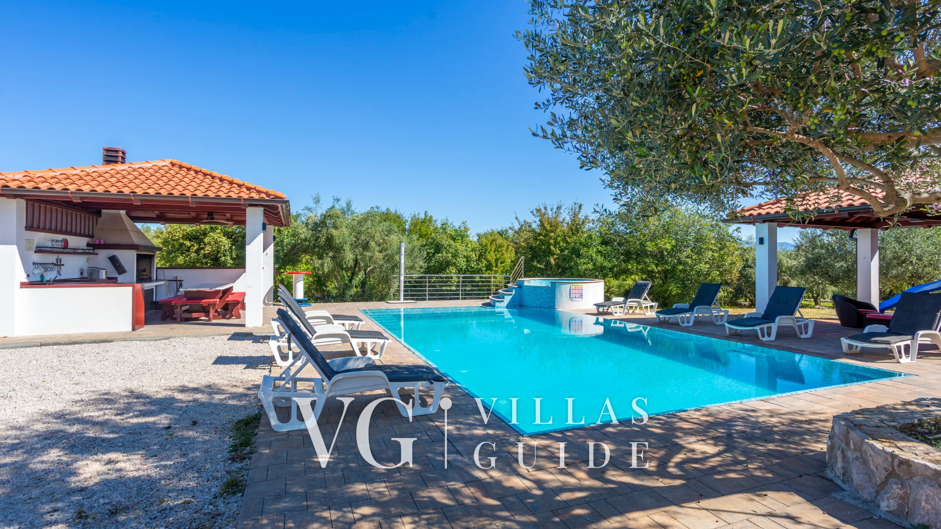 Villa Grande heated pool&whirpool&sauna&pet friendly Dvorište i vanjski dio objekta
