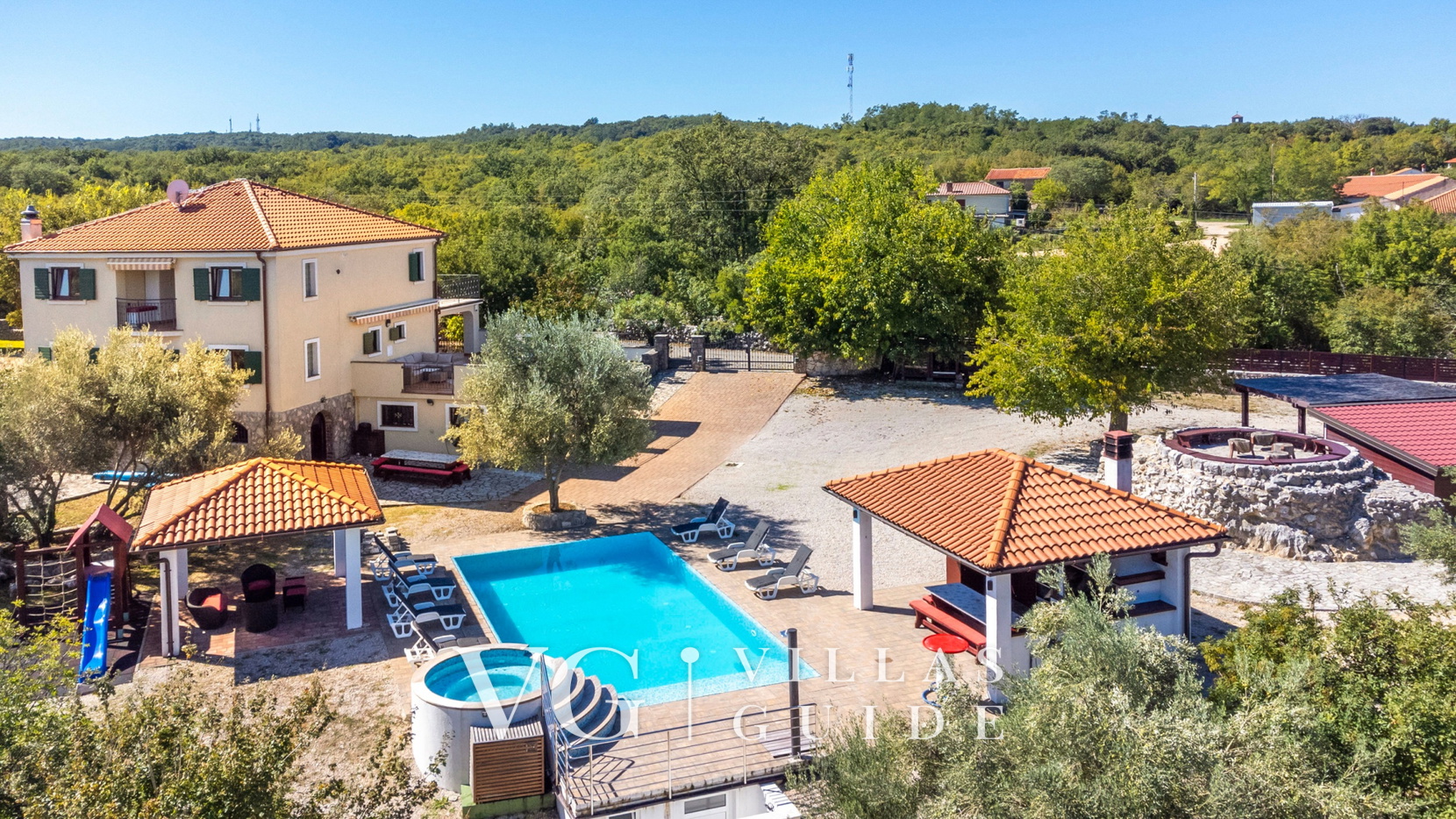 Villa Grande heated pool&whirpool&sauna&pet friendly Garden and property exterior
