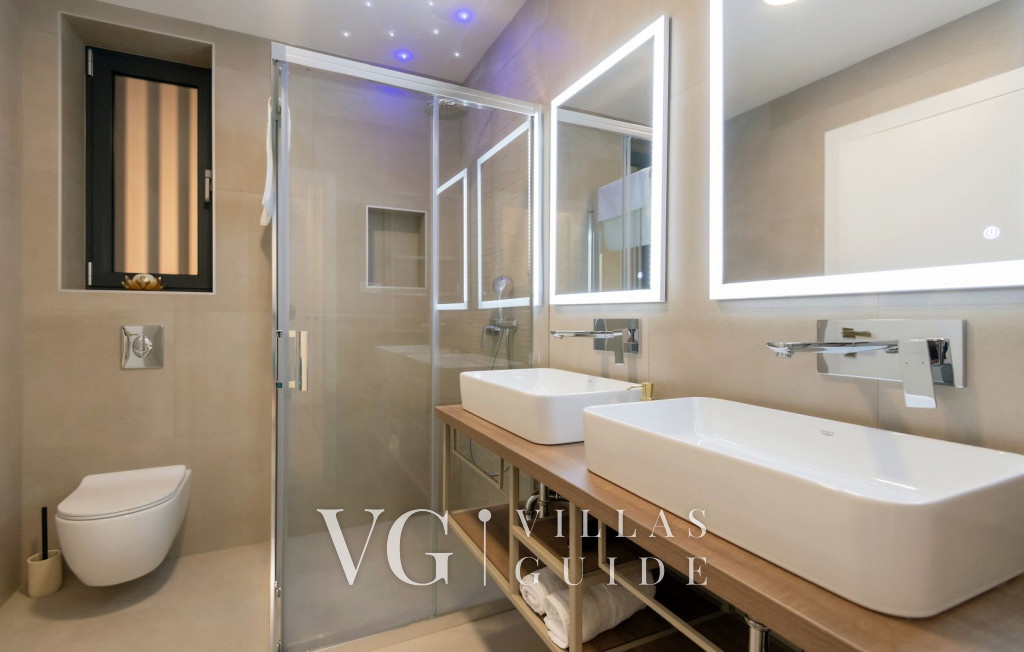 Villa Excelsior - Makarska-Grubine Bathroom