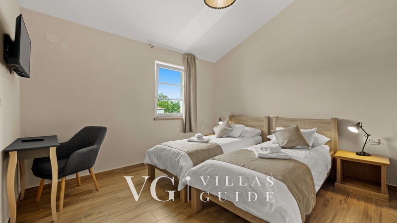 Stone Villa Murine Istria Schlafzimmer