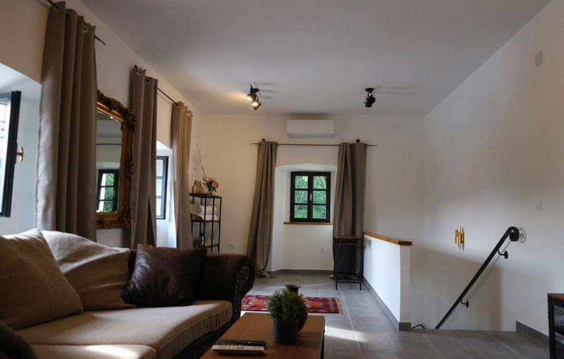 Villa Green Residence