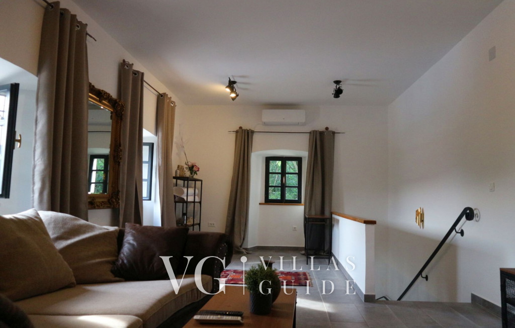 Villa Green Residence