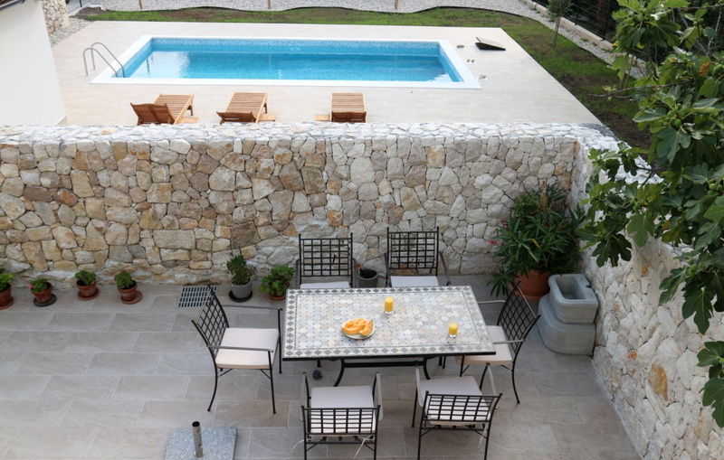 Villa Green Residence