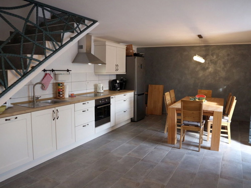 Villa Green Residence