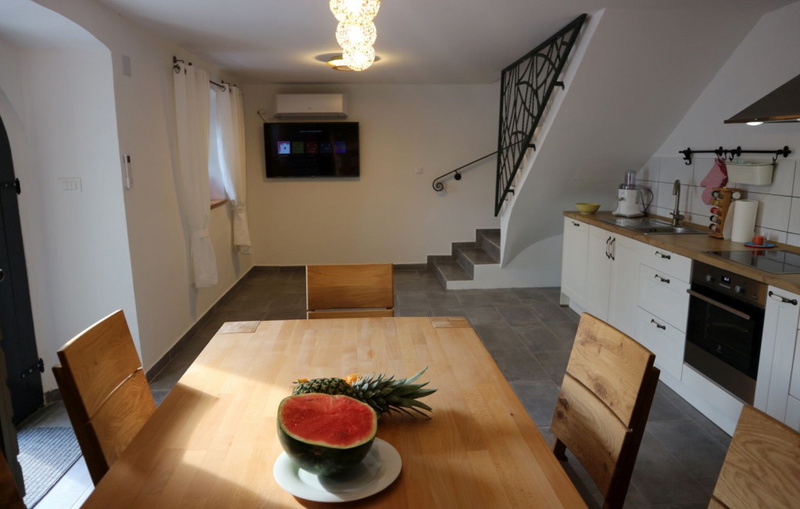 Villa Green Residence