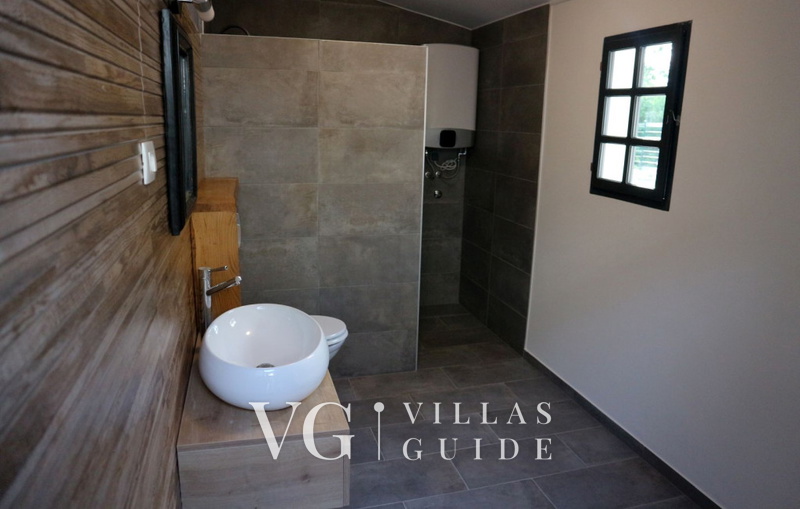 Villa Green Residence Kupaonica