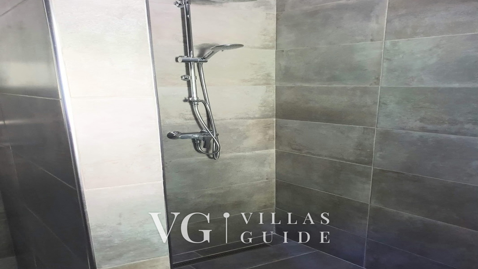 Villa Green Residence Badezimmer