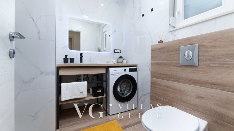 Sea View Villa Oliva with pool Island Krk Bathroom