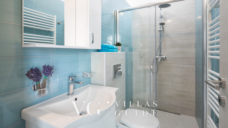 Villa Casa Sole with pool&tennis cort Istria Bathroom