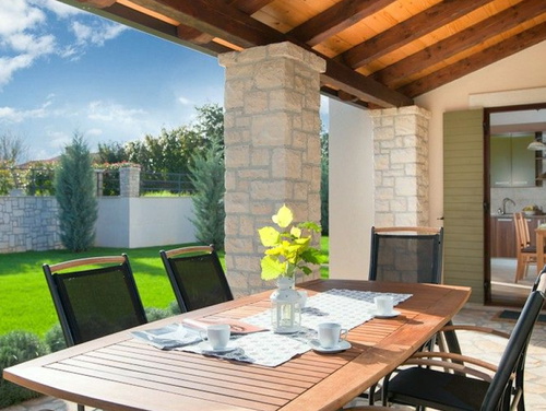 Villa Casa Malvasia with pool&tennis cort  Istria