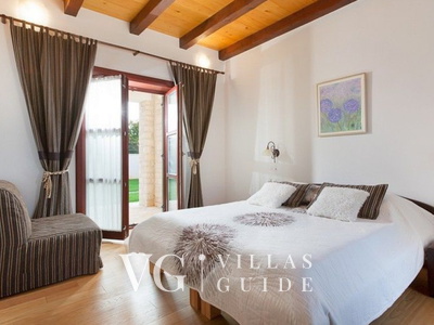 Villa Casa Malvasia with pool&tennis cort  Istria Schlafzimmer