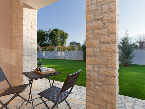 Villa Casa Malvasia with pool&tennis cort  Istria