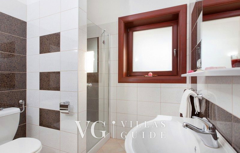 Villa Casa Malvasia with pool&tennis cort  Istria Bagno