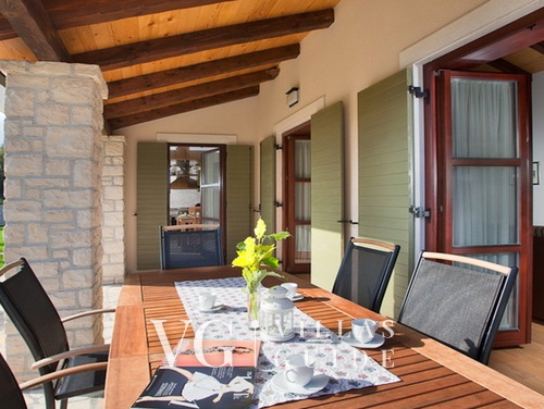Villa Casa Malvasia with pool&tennis cort  Istria
