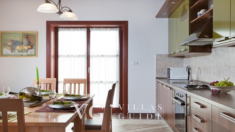 Villa Casa Malvasia with pool&tennis cort  Istria