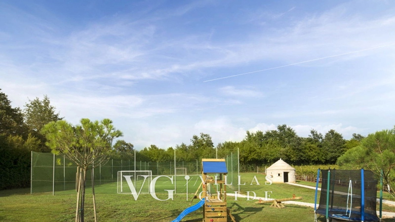 Villa Casa Malvasia with pool&tennis cort  Istria