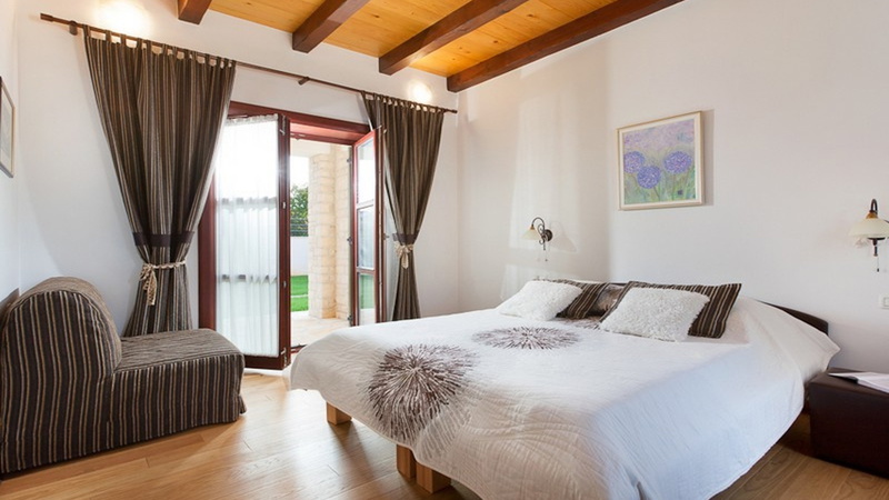 Villa Casa Malvasia with pool&tennis cort  Istria