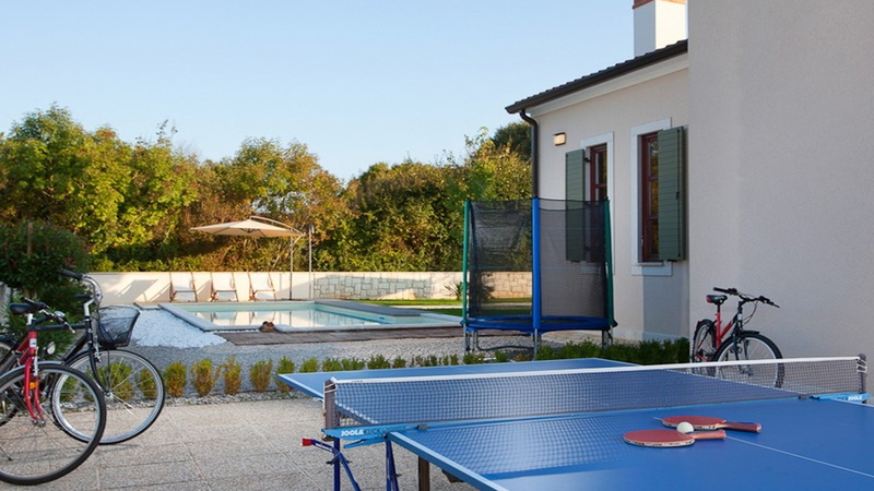 Villa Casa Malvasia with pool&tennis cort  Istria