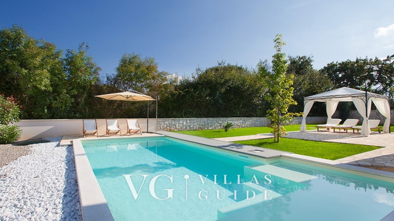 Villa Casa Malvasia with pool&tennis cort  Istria