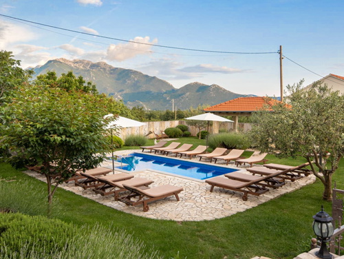 Villa Popovića Dvori - Makarska-Šestanovac