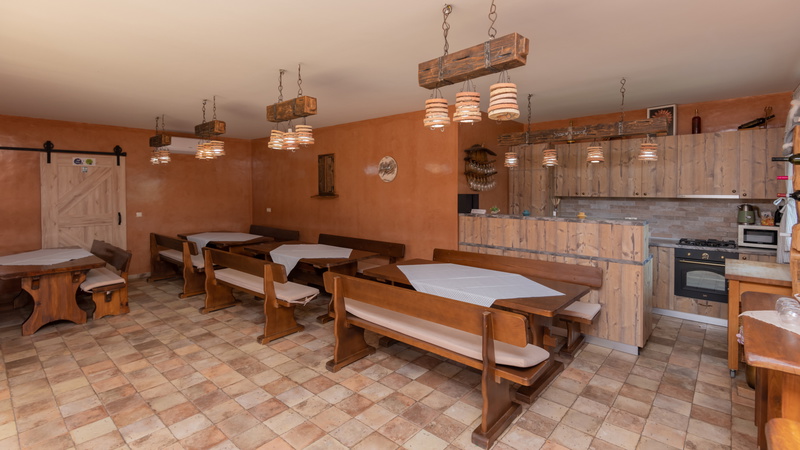 Villa Popovića Dvori - Makarska-Šestanovac