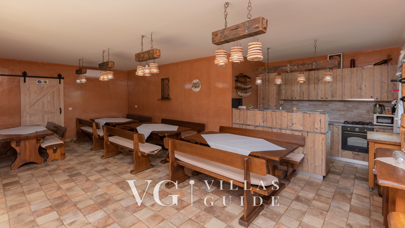 Villa Popovića Dvori - Makarska-Šestanovac