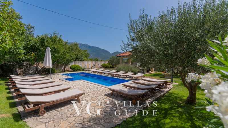 Villa Popovića Dvori - Makarska-Šestanovac