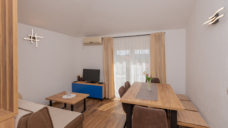 Villa Popovića Dvori - Makarska-Šestanovac