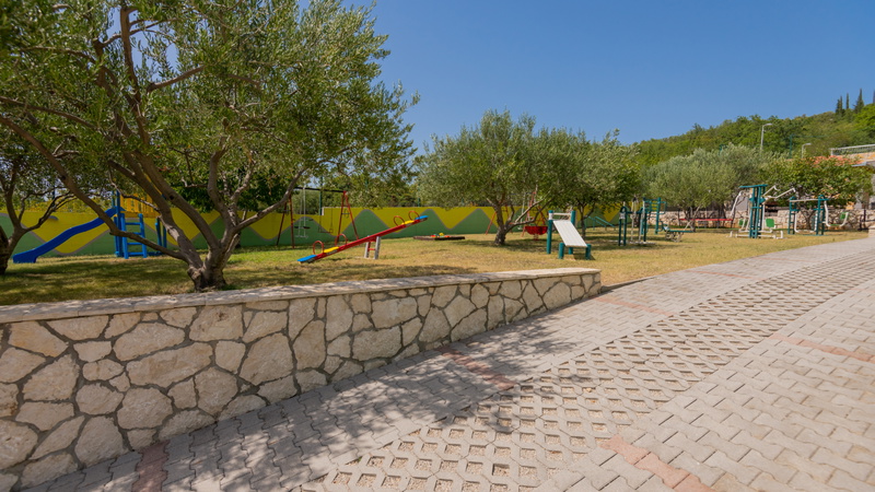 Villa Popovića Dvori - Makarska-Šestanovac