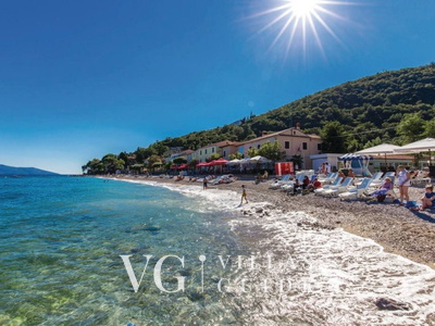 Stone House Zijavica with pool Microlocation