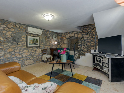 Stone House Zijavica with pool