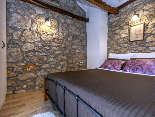 Stone House Zijavica with pool