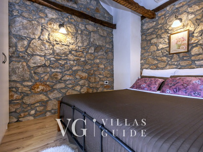 Stone House Zijavica with pool