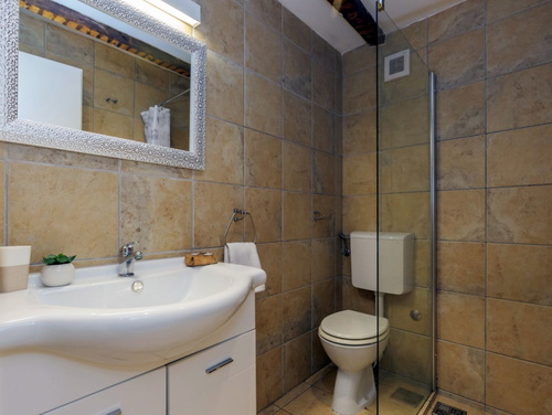 Stone House Zijavica with pool