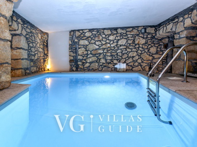 Stone House Zijavica with pool