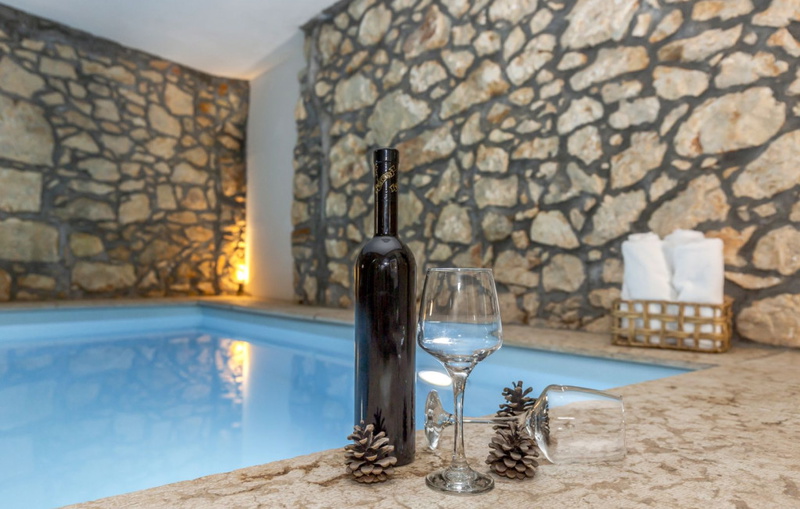 Stone House Zijavica with pool