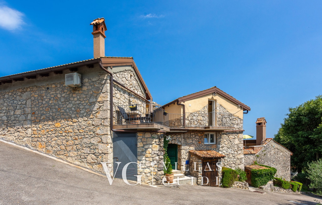 Stone House Zijavica with pool Dvorište i vanjski dio objekta