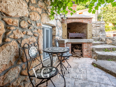 Stone House Zijavica with pool Additional content
